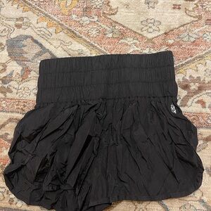 Lululemon Black Skirt